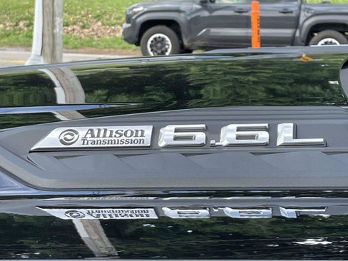 Certified 2024 Chevrolet Silverado 2500 High Country AWD/4WD image 10