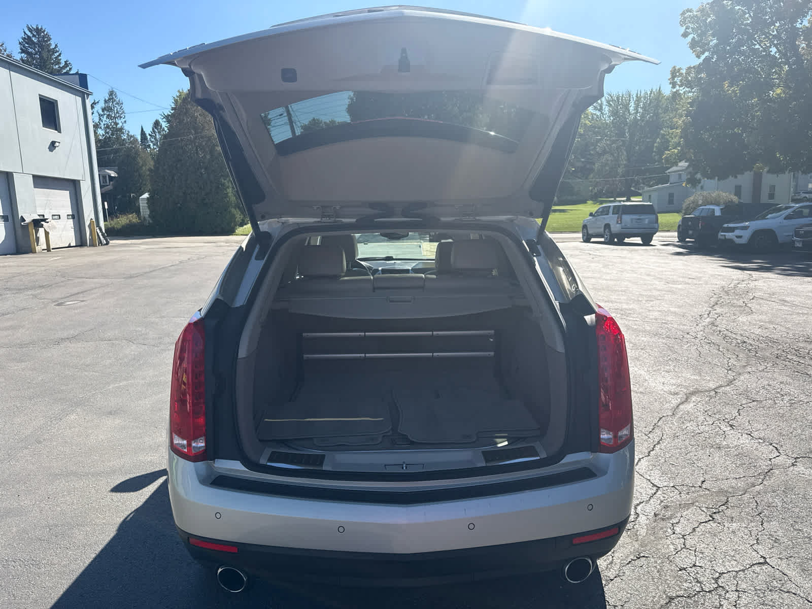 Used 2013 Cadillac SRX Luxury FWD image 15