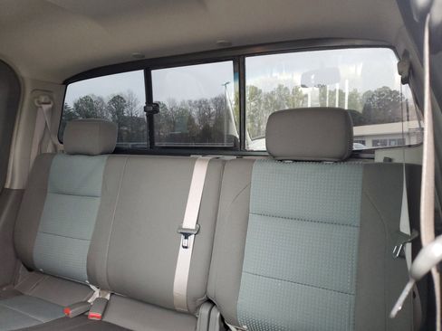 Used 2006 Nissan Titan SE image 13