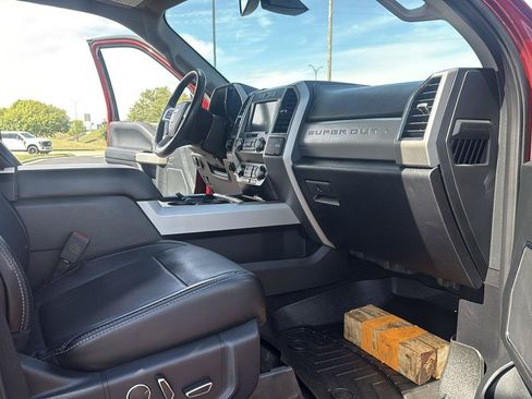 Used 2019 Ford F350 Lariat w/ Lariat Ultimate Package AWD/4WD image 34