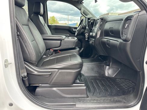 Used 2020 GMC Sierra 2500 4x4 Regular Cab w/ Convenience Package image 8