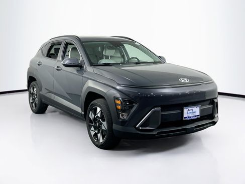 Used 2024 Hyundai Kona SEL w/ Convenience Package AWD/4WD image 3
