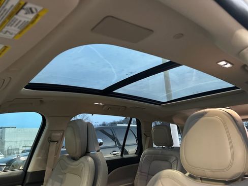 Used 2020 Lincoln Aviator Reserve w/ Equipment Group 201A image 27