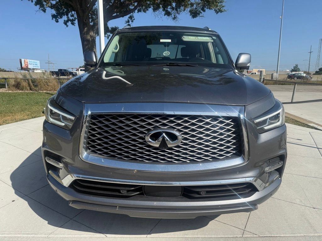 Used 2021 INFINITI QX80 Luxe AWD/4WD image 2