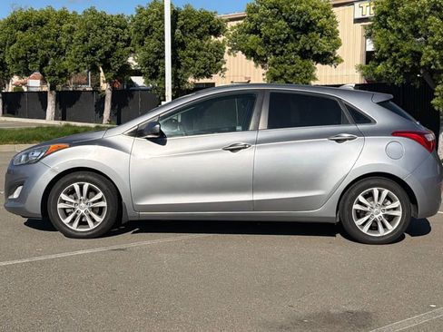 Used 2013 Hyundai Elantra GT image 7