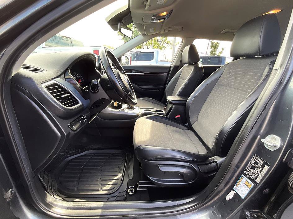 Used 2021 Kia Seltos S AWD/4WD image 4