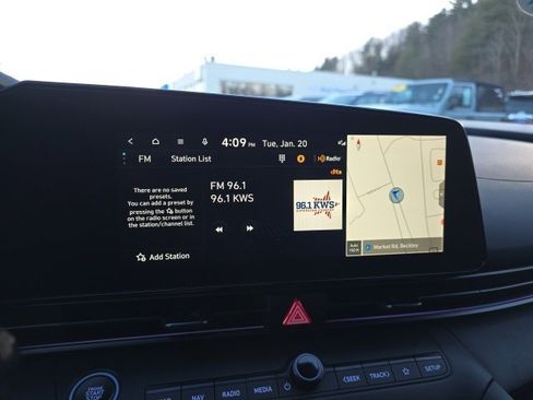 Used 2025 Hyundai Elantra N image 30