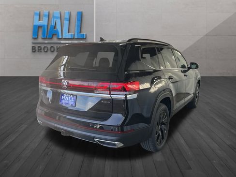 New 2026 Volkswagen Atlas SE image 5