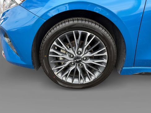 Used 2023 Kia Forte GT-Line image 9