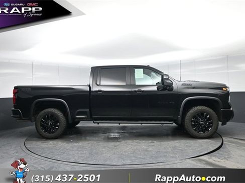 Used 2025 Chevrolet Silverado 2500 LT w/ Trail Boss Package image 3