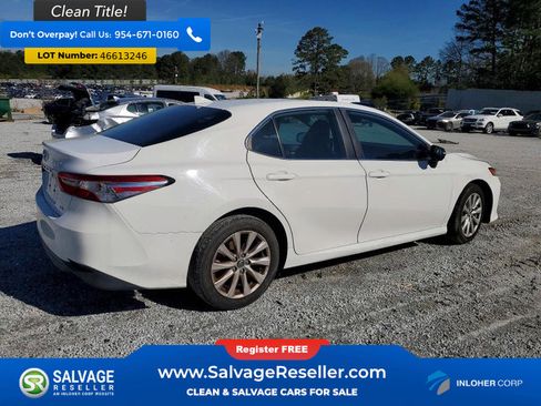 Used 2020 Toyota Camry LE image 4