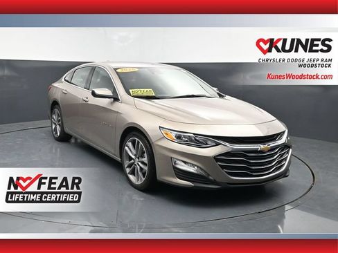 Used 2024 Chevrolet Malibu LT FWD image 1