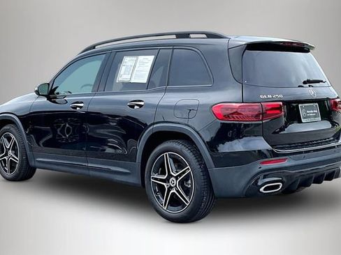 Used 2024 Mercedes-Benz GLB 250 image 4