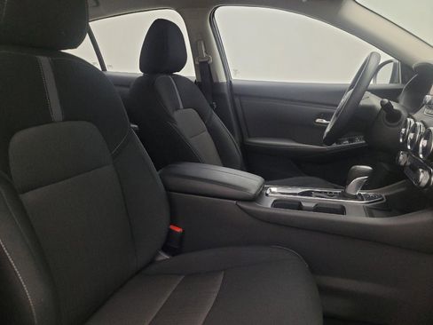 Used 2025 Nissan Sentra SV FWD image 21