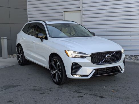 Used 2025 Volvo XC60 B5 Ultra w/ Protection Package Premier image 7