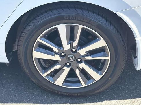 Used 2024 Nissan Versa S w/ S Plus Package FWD image 30