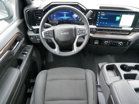 Used 2024 Chevrolet Silverado 1500 LT Trail Boss image 13