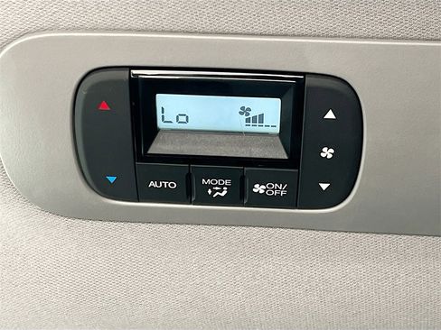 Used 2023 Honda Odyssey EX-L image 24