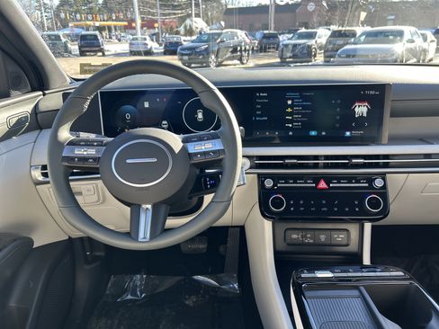 New 2026 Hyundai Tucson Limited image 19