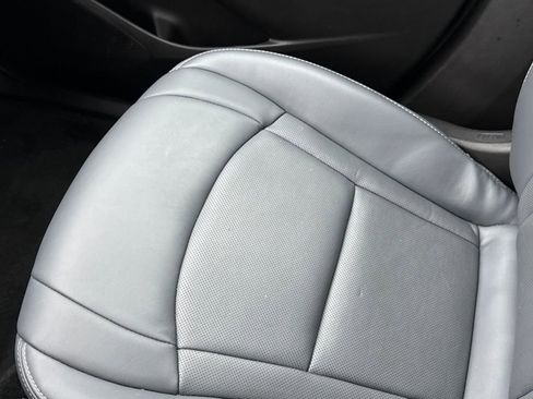 Used 2023 Buick Enclave Essence w/ Experience Buick Package image 24