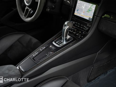 Used 2018 Porsche 911 GT2 RS RWD image 40