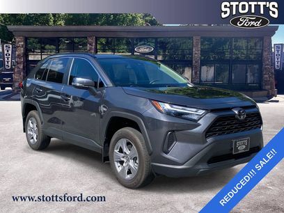 Used 2025 Toyota RAV4 XLE w/ Convenience Package