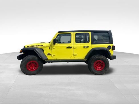 Used 2024 Jeep Wrangler Unlimited Rubicon AWD/4WD image 3