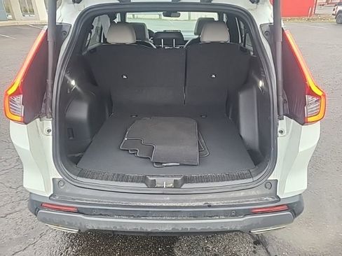 Used 2023 Honda CR-V Sport Touring image 11