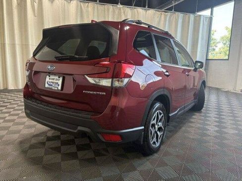 Used 2019 Subaru Forester Premium AWD/4WD image 14