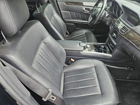 Used 2015 Mercedes-Benz E 400 Sedan image 13
