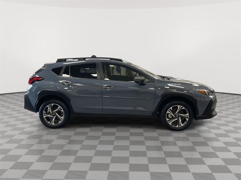 Used 2024 Subaru Crosstrek 2.0i Premium AWD/4WD image 4
