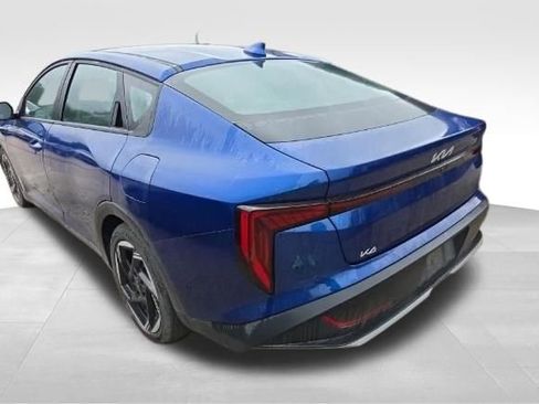 Used 2025 Kia K4 EX image 4
