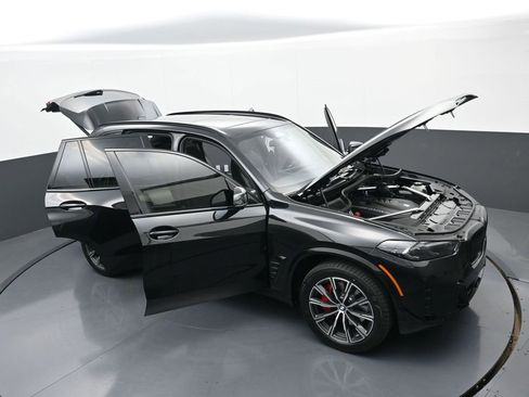 Used 2026 BMW X5 xDrive40i w/ M Sport Package image 39