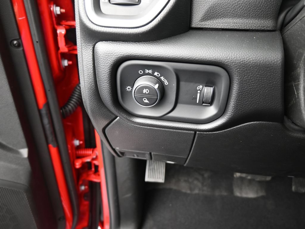 New 2026 RAM 2500 Big Horn AWD/4WD image 26