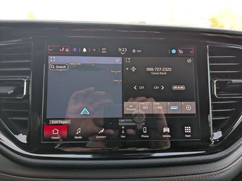 Used 2025 Dodge Durango GT image 19