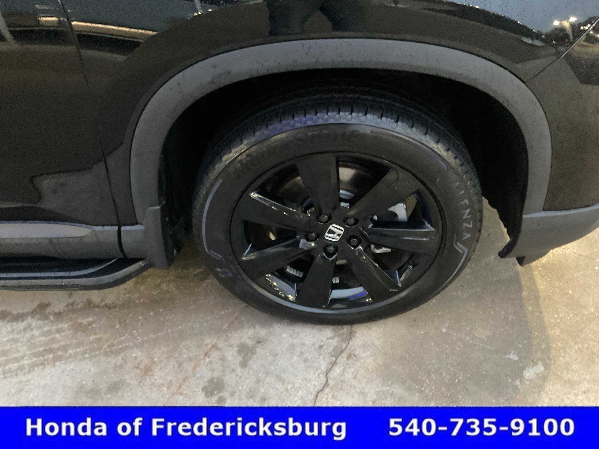 Certified 2025 Honda Pilot Black Edition image 13