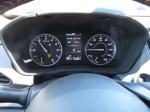 Used 2024 Subaru Crosstrek 2.5i Limited w/ Crosstrek Mirror Package image 13