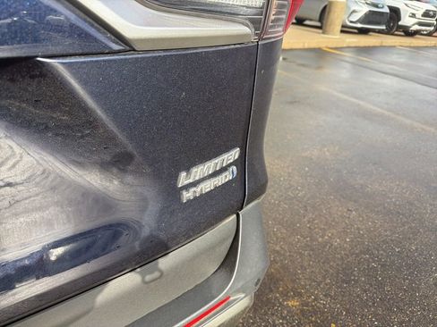 Used 2023 Toyota RAV4 Limited image 8