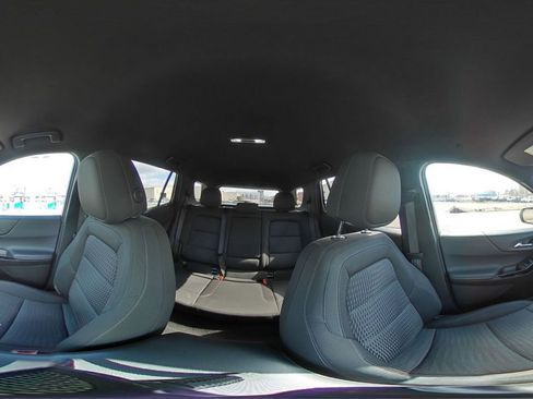 Used 2025 Chevrolet Equinox LT image 41