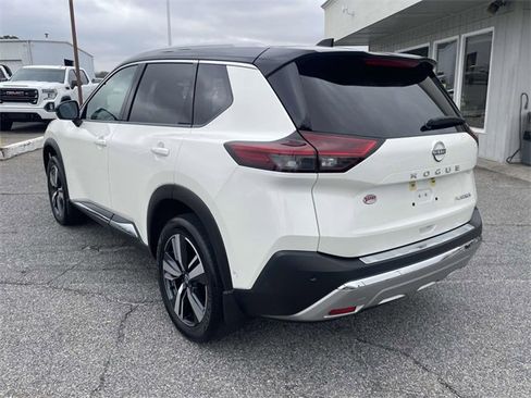Used 2022 Nissan Rogue Platinum w/ Head-Up Display Package image 6