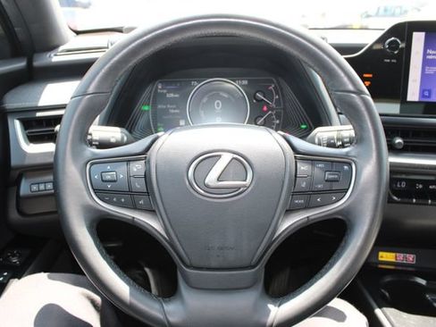 Certified 2024 Lexus UX 250h FWD image 16