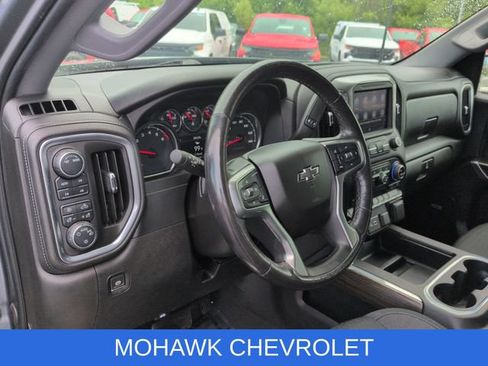Used 2021 Chevrolet Silverado 1500 LT Trail Boss w/ Convenience Package II AWD/4WD image 11