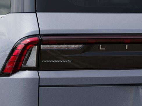 New 2027 Lincoln Navigator Reserve AWD/4WD image 21