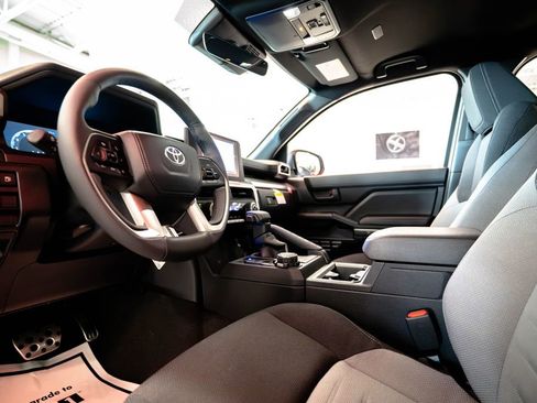 New 2026 Toyota 4Runner TRD Sport AWD/4WD image 3