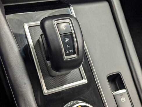 Used 2024 Mitsubishi Outlander SE image 14