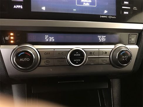 Used 2016 Subaru Outback 2.5i Premium image 20