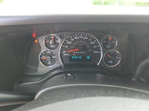 Used 2023 Chevrolet Express 3500 LT w/ LT Preferred Equipment Group RWD image 12