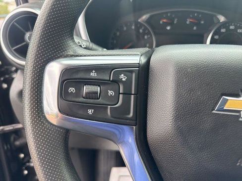 Used 2025 Chevrolet Blazer LT image 17
