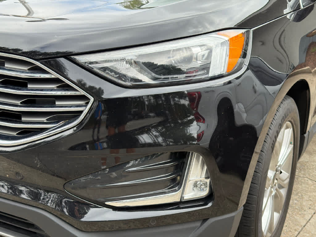 Used 2023 Ford Edge Titanium AWD/4WD image 4
