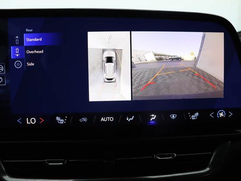 Used 2025 Chevrolet Equinox EV LT w/ Comfort Package FWD image 13